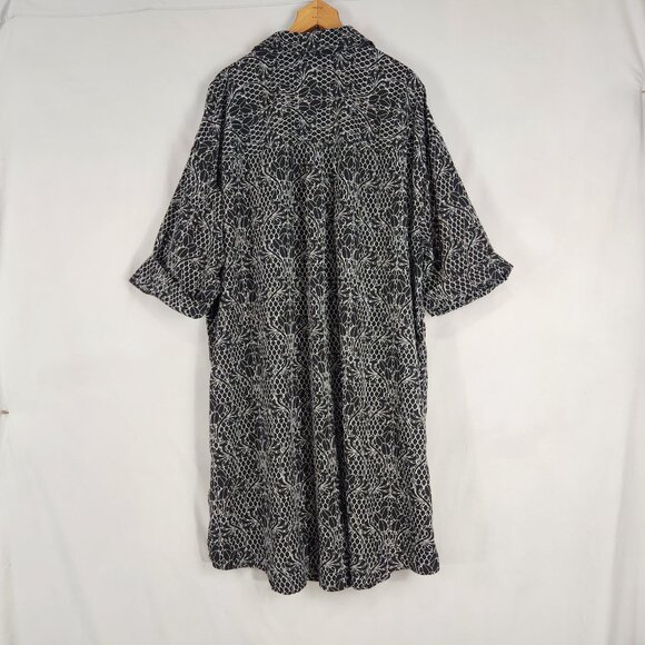 Roaman's Knee Length Button Up Tunic Plus Sz 24W Black White Short Sleeve Flowy - Picture 2 of 7